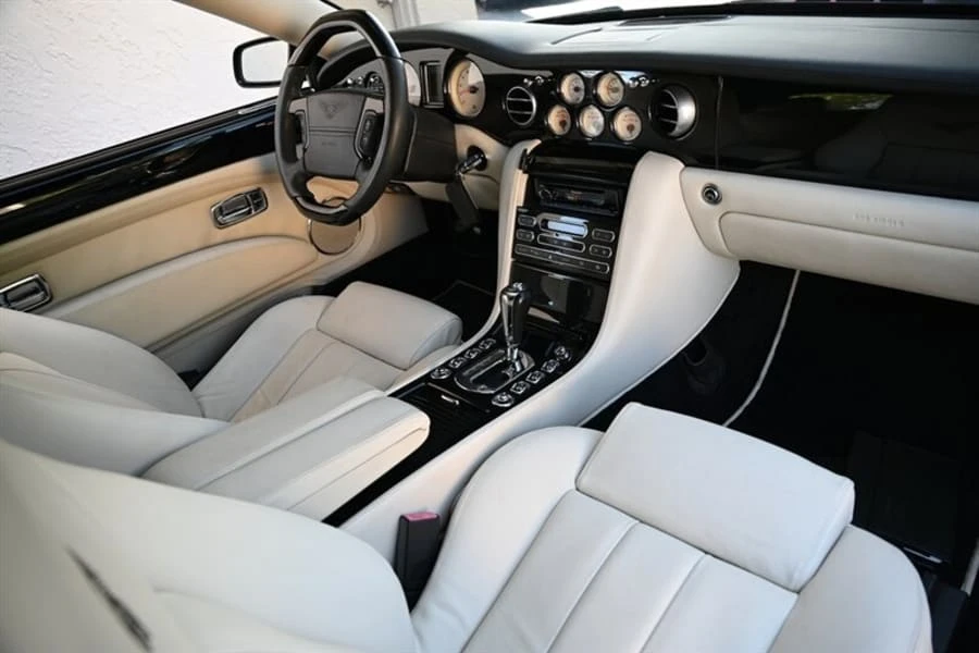 2007 Bentley Azure 2nd Gen - Image 10 of 15