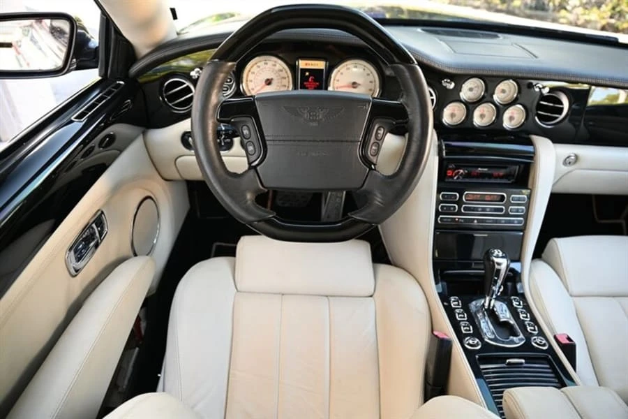 2007 Bentley Azure 2nd Gen - Image 11 of 15