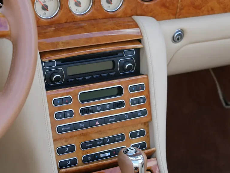 2007 Bentley Azure 2nd Gen - Image 13 of 29
