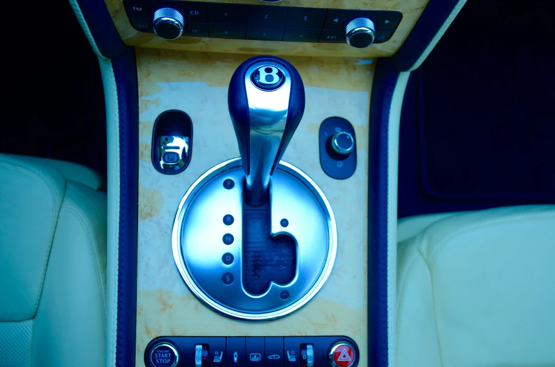 2007 Bentley Continental Flying Spur - Image 10 of 23