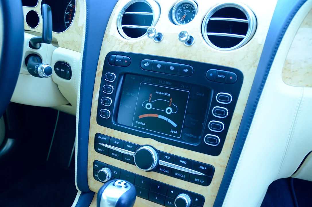 2007 Bentley Continental Flying Spur - Image 11 of 23