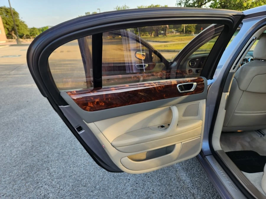 2007 Bentley Continental Flying Spur - Image 24 of 31