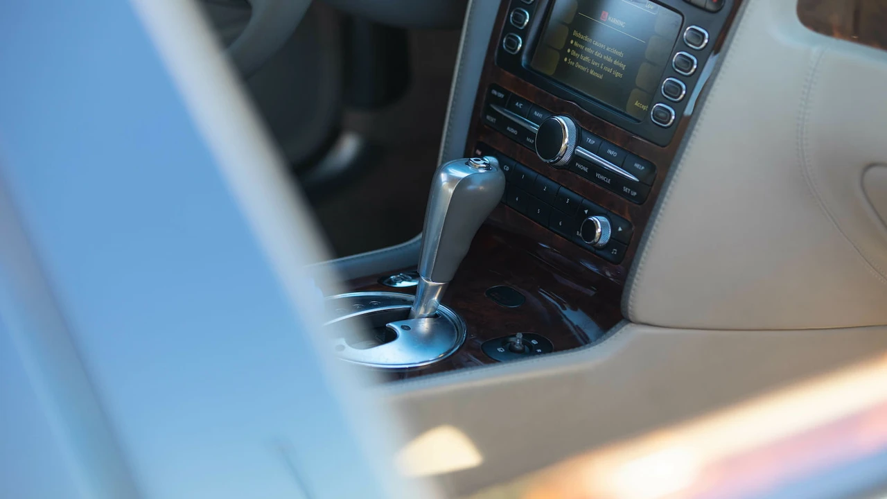2007 Bentley Continental Flying Spur - Image 16 of 22