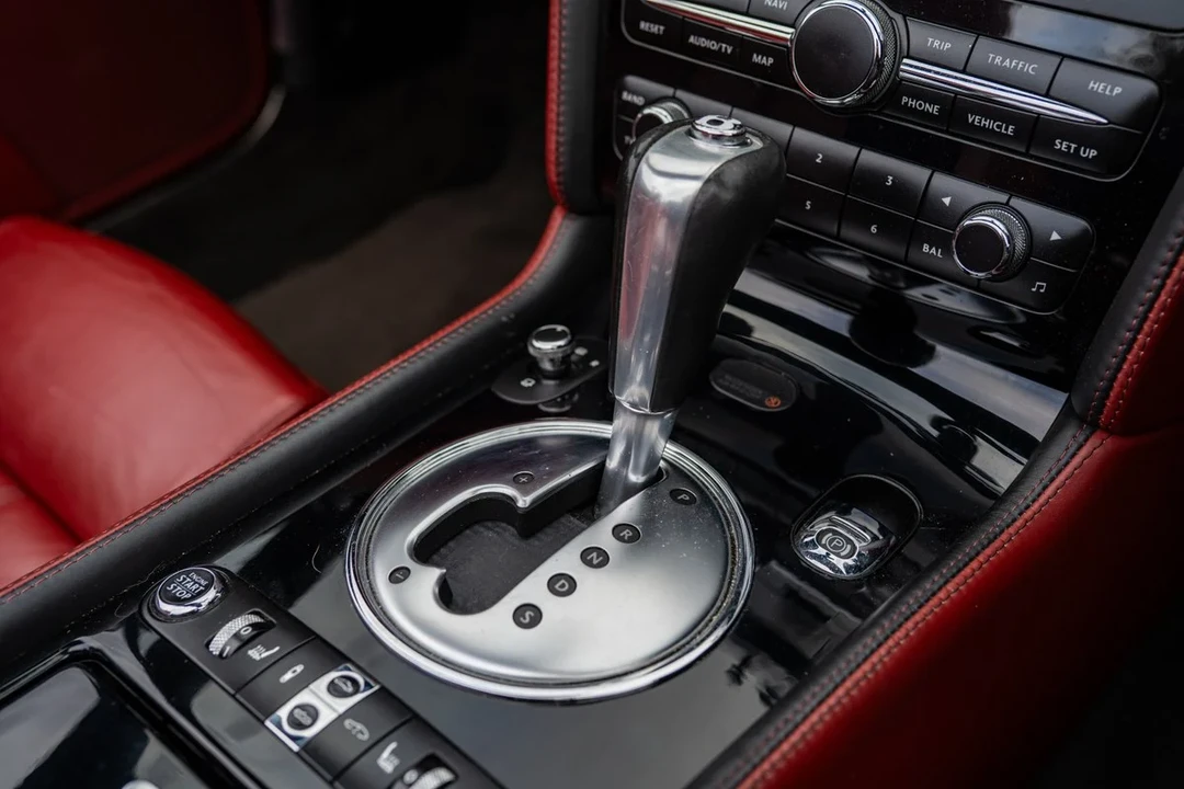 2007 Bentley Continental GTC - Image 10 of 30