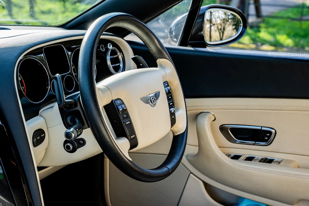 2000 Bentley Continental GTC - Image 25 of 30