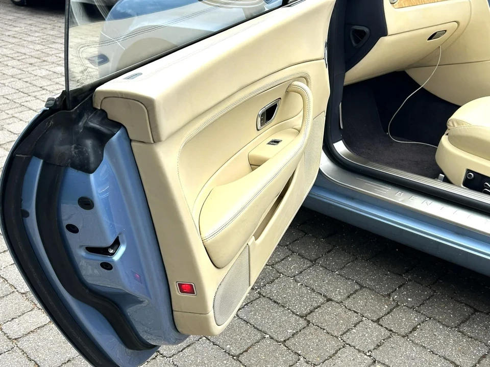 2007 Bentley Continental GTC - Image 15 of 30