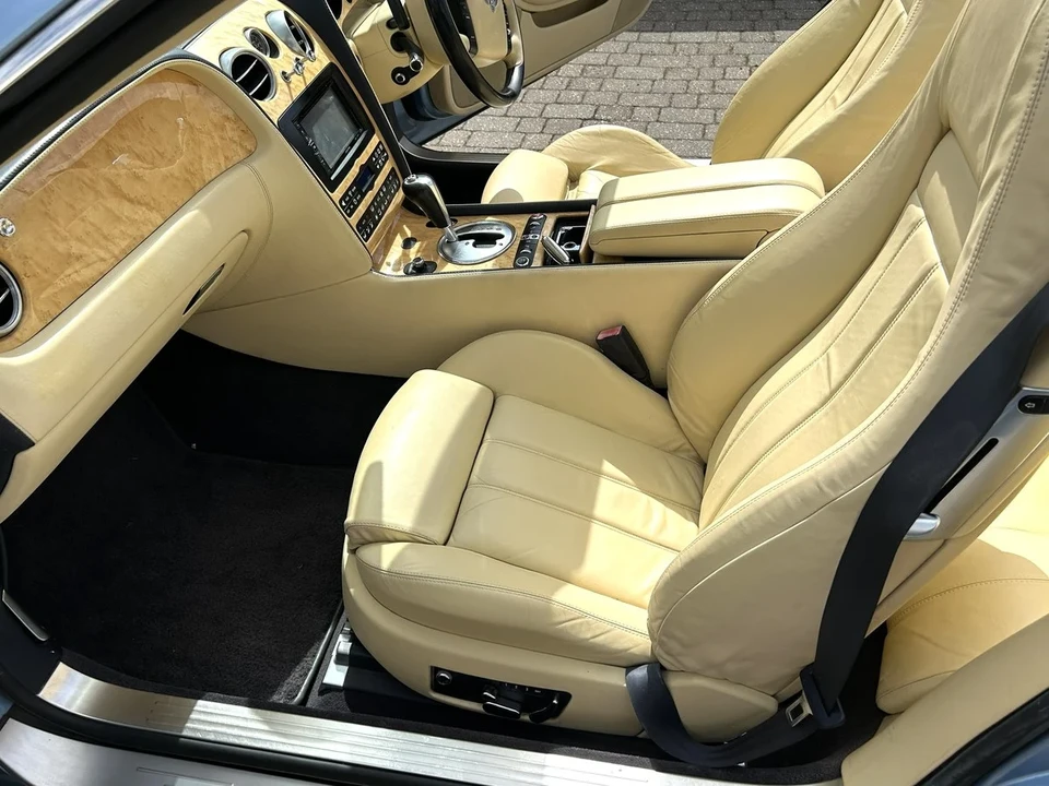 2007 Bentley Continental GTC - Image 22 of 30