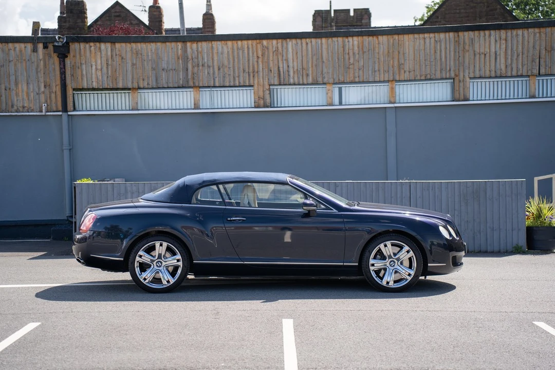 2007 Bentley Continental GTC - Image 9 of 30