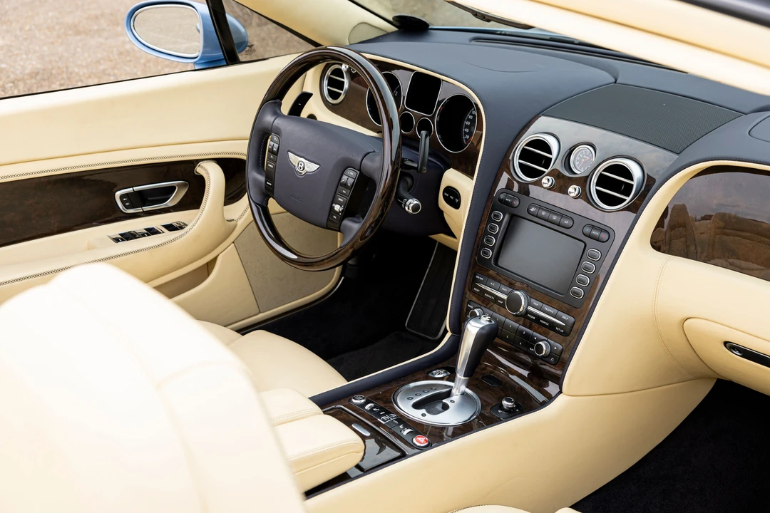 2007 Bentley Continental GTC - Image 9 of 29