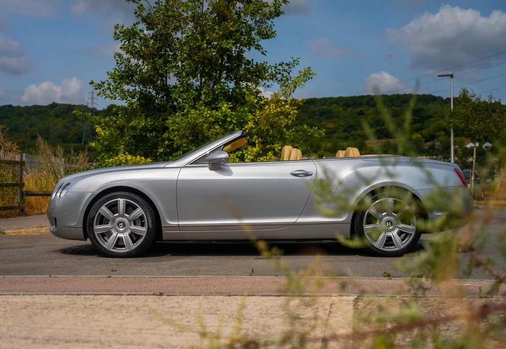 2007 Bentley Continental GTC - Image 14 of 31