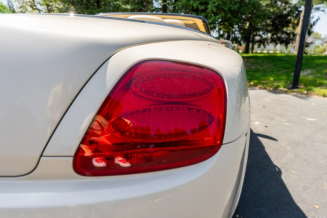 2007 Bentley Continental GTC - Image 17 of 31