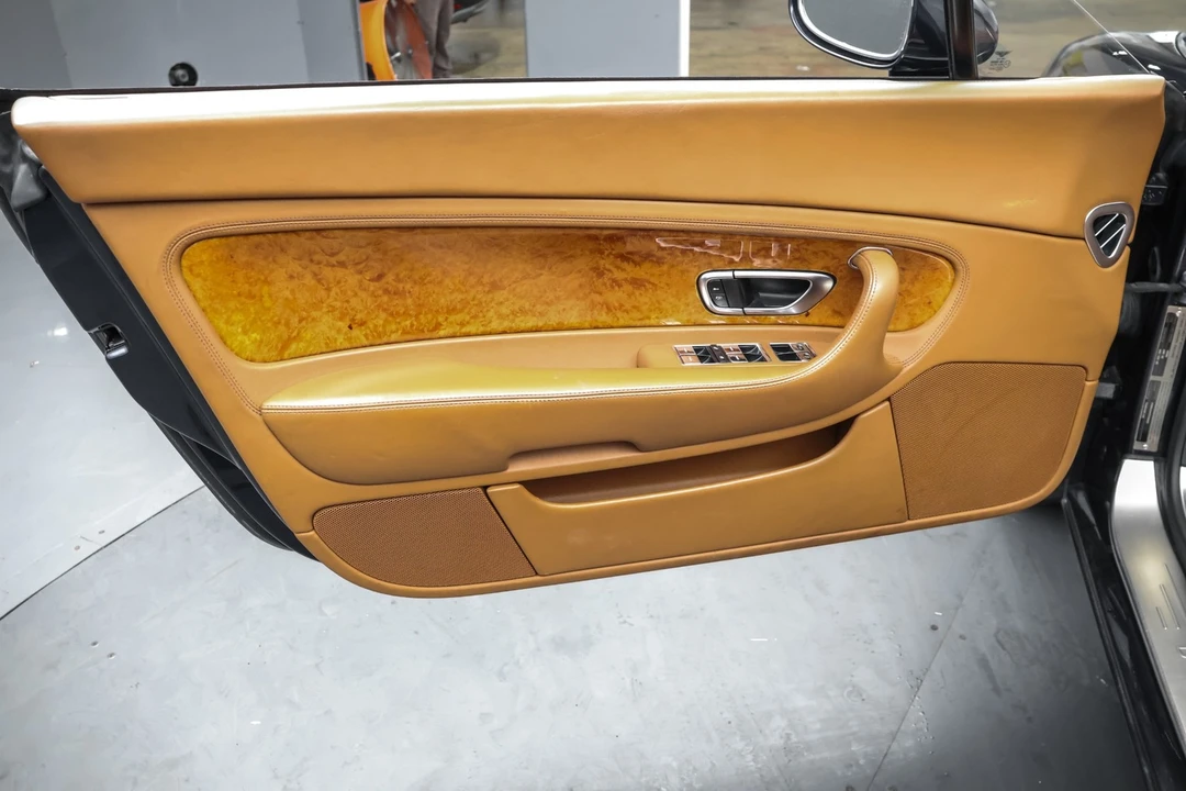 2007 Bentley Continental GTC - Image 9 of 12