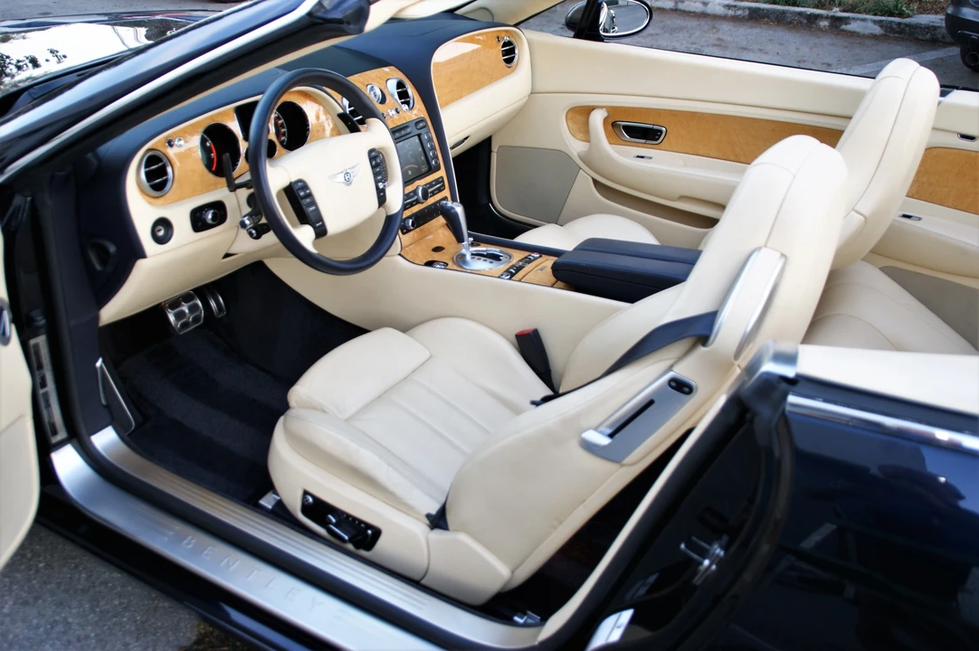 2007 Bentley Continental GTC - Image 19 of 31