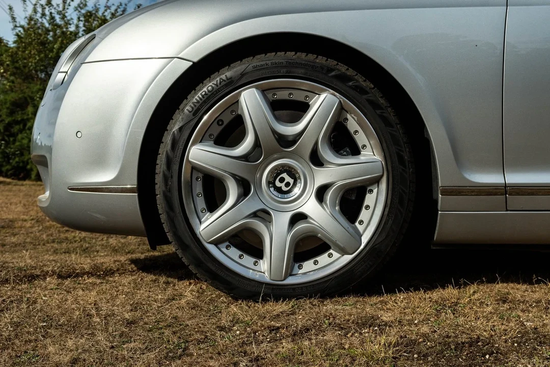 2007 Bentley Continental GTC - Image 18 of 30