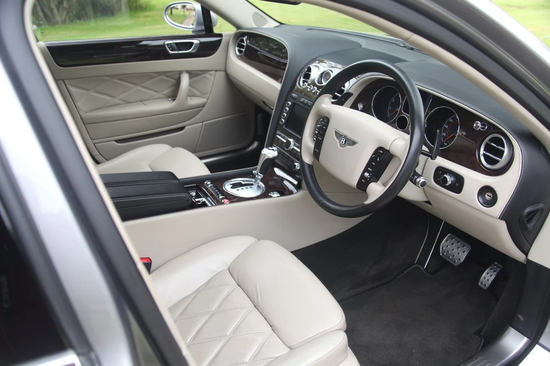 2007 Bentley Continental Flying Spur - Image 25 of 30
