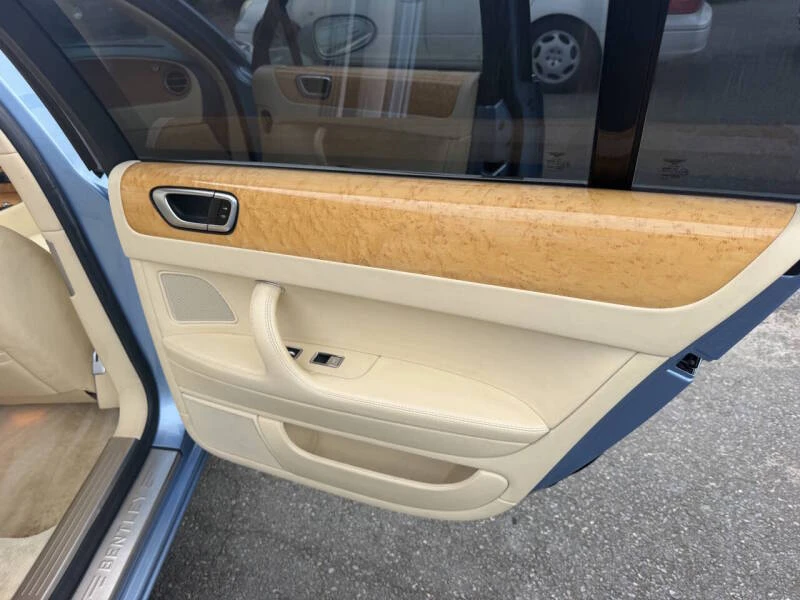 2007 Bentley Continental Flying Spur - Image 25 of 31