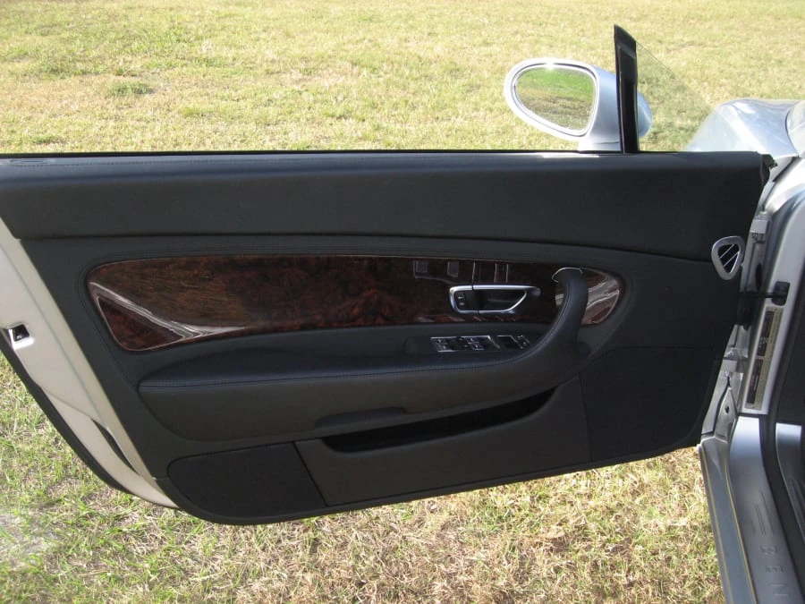 2007 Bentley Continental GTC - Image 6 of 11