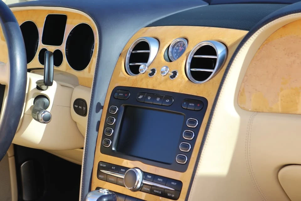 2007 Bentley Continental GTC - Image 12 of 19