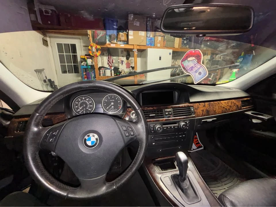 2007 BMW E90 3 Series Sedan - Image 10 of 11