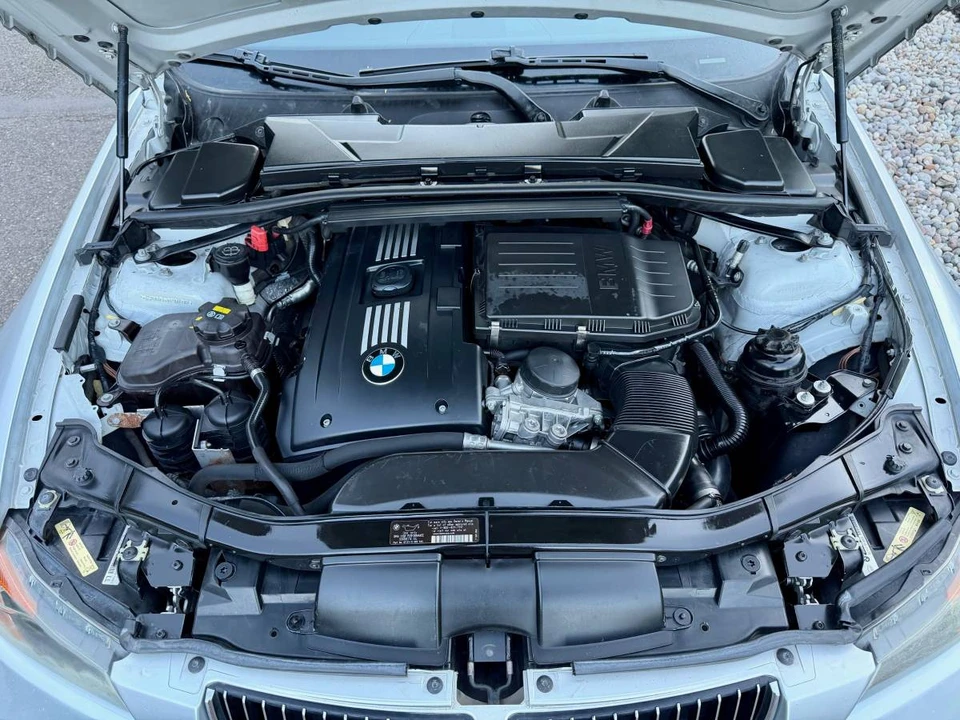 2007 BMW E90 335i Sedan - Image 9 of 18