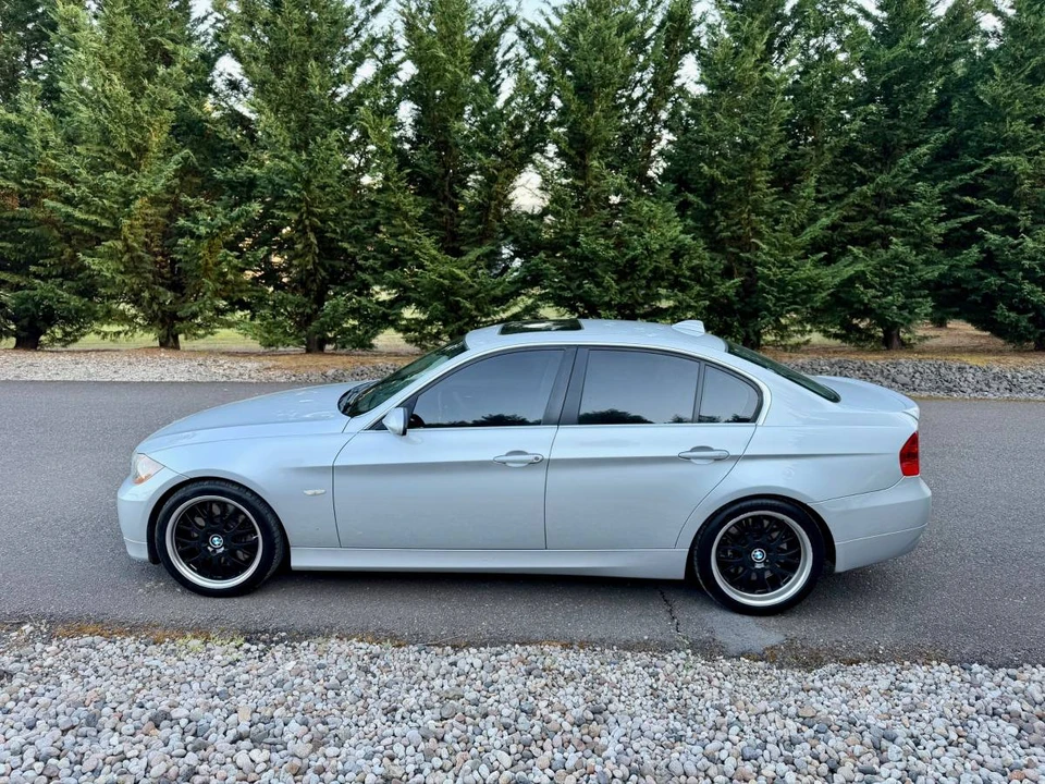 2007 BMW E90 335i Sedan - Image 3 of 18