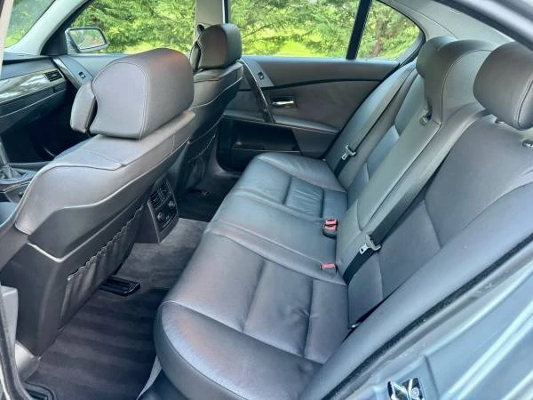 2007 BMW E60 545i & 550i Sedan - Image 6 of 19