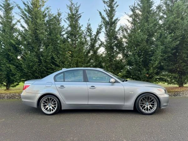2007 BMW E60 545i & 550i Sedan - Image 13 of 19