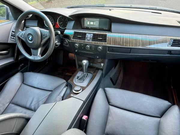 2007 BMW E60 545i & 550i Sedan - Image 17 of 19