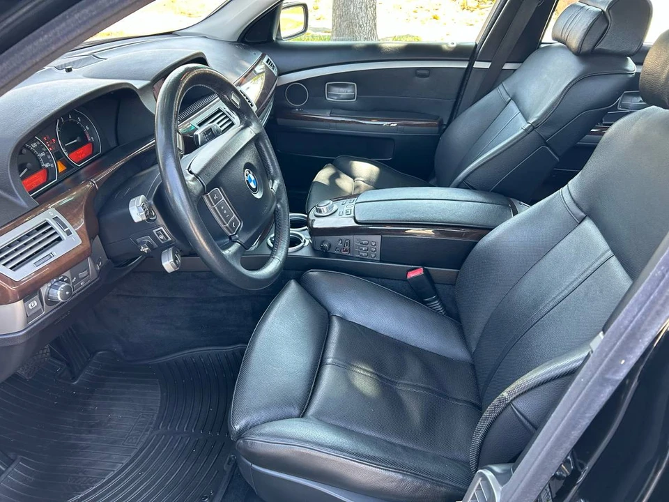2007 BMW E65/E66 750i & 760i Sedan - Image 11 of 14