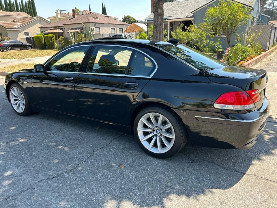 2007 BMW E65/E66 750i & 760i Sedan - Image 5 of 14