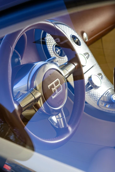 2007 Bugatti Veyron - Image 23 of 31