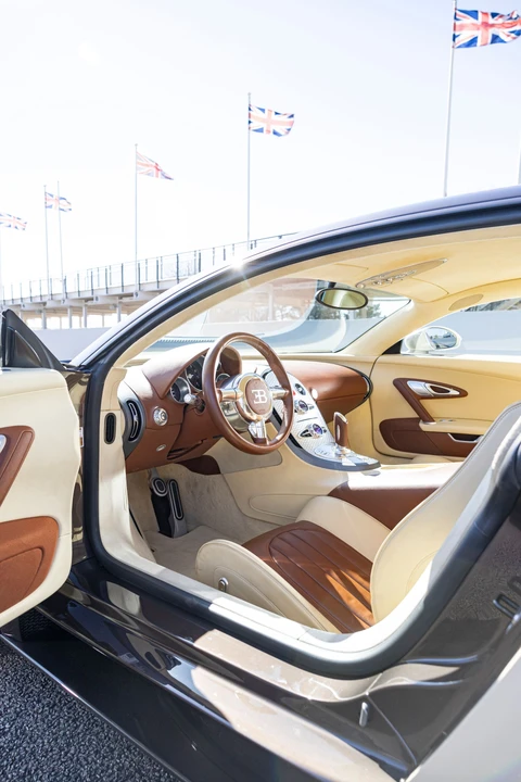 2007 Bugatti Veyron - Image 12 of 31