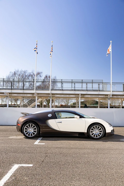 2007 Bugatti Veyron - Image 14 of 31