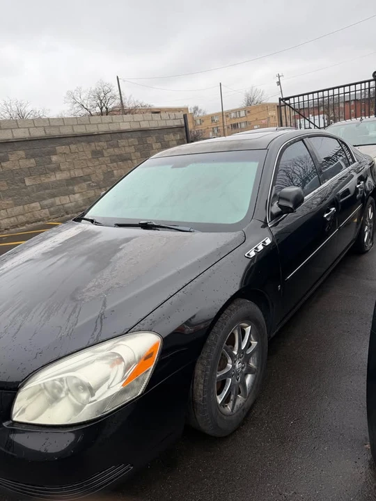 2007 Buick Lucerne - Image 2 of 4