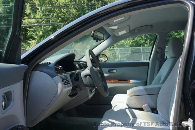 2007 Buick LaCrosse - Image 10 of 12