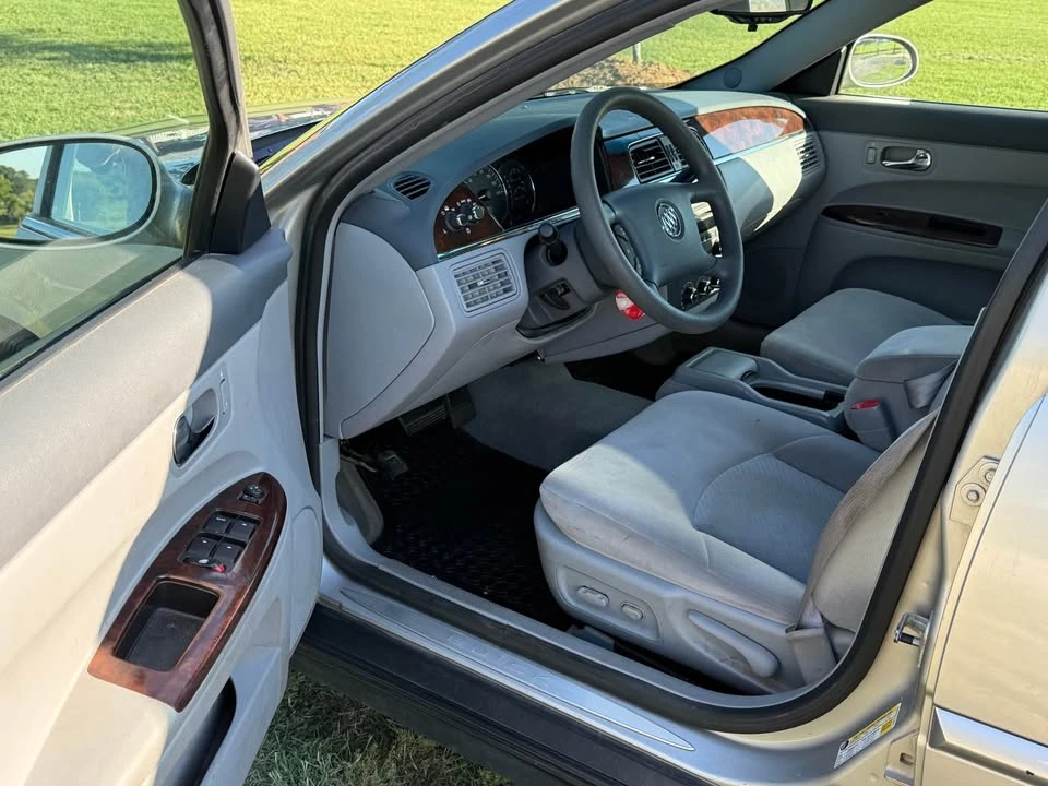 2007 Buick LaCrosse - Image 5 of 17