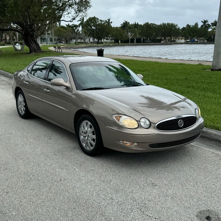 2007 Buick LaCrosse - Image 2 of 12