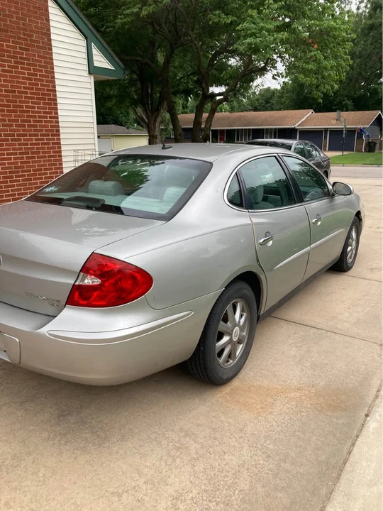 2007 Buick LaCrosse - Image 2 of 5