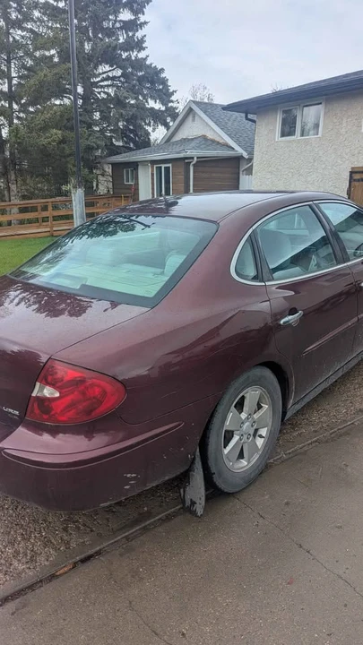 2007 Buick Lucerne - Image 2 of 4