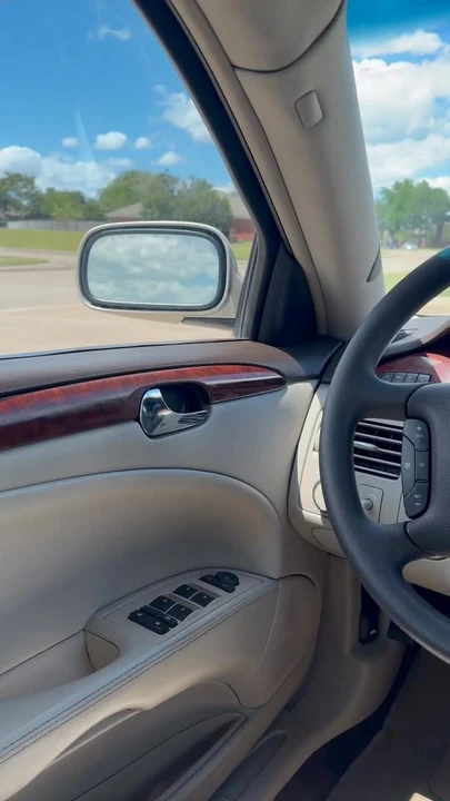 2007 Buick Lucerne - Image 10 of 10