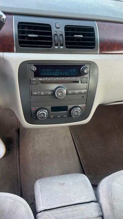 2007 Buick Lucerne - Image 7 of 8