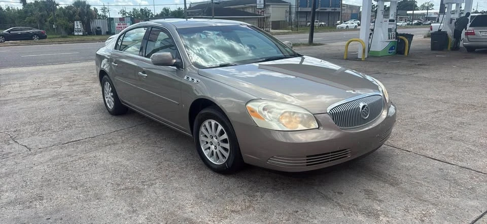 2007 Buick Lucerne - Image 2 of 10