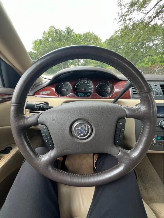 2007 Buick Lucerne - Image 12 of 14