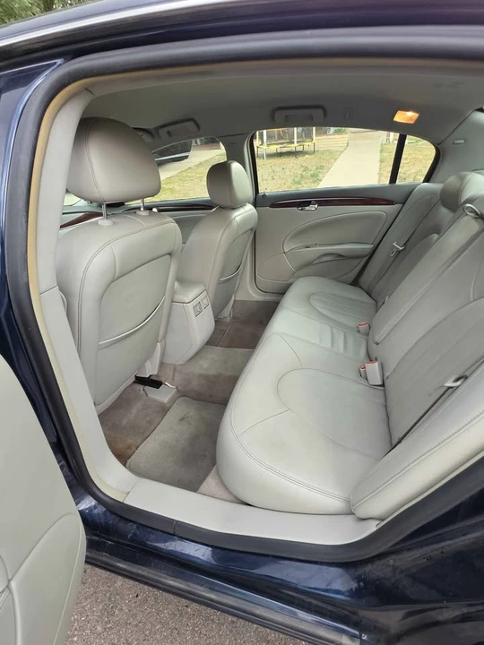 2007 Buick Lucerne - Image 7 of 11