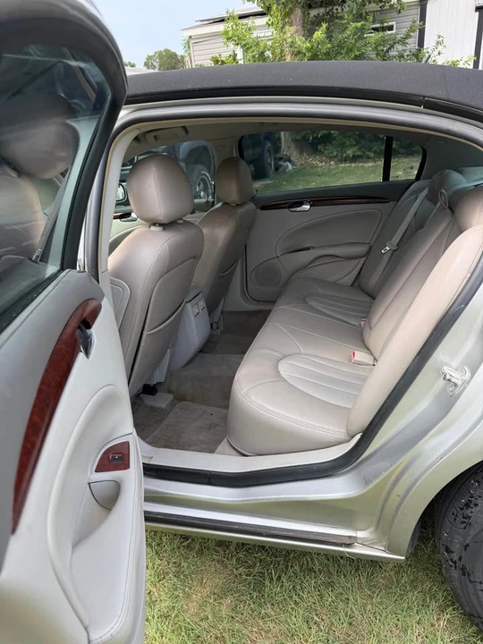 2007 Buick Lucerne - Image 9 of 11