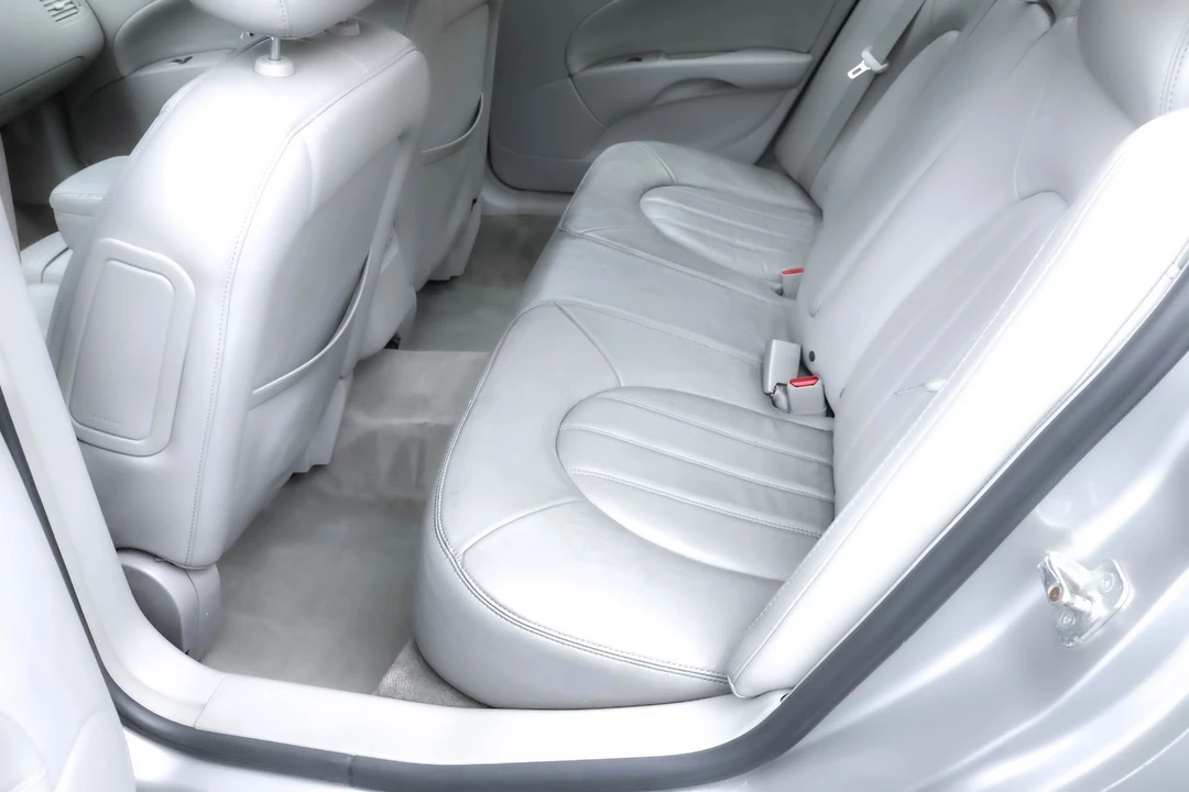 2007 Buick Lucerne - Image 11 of 12