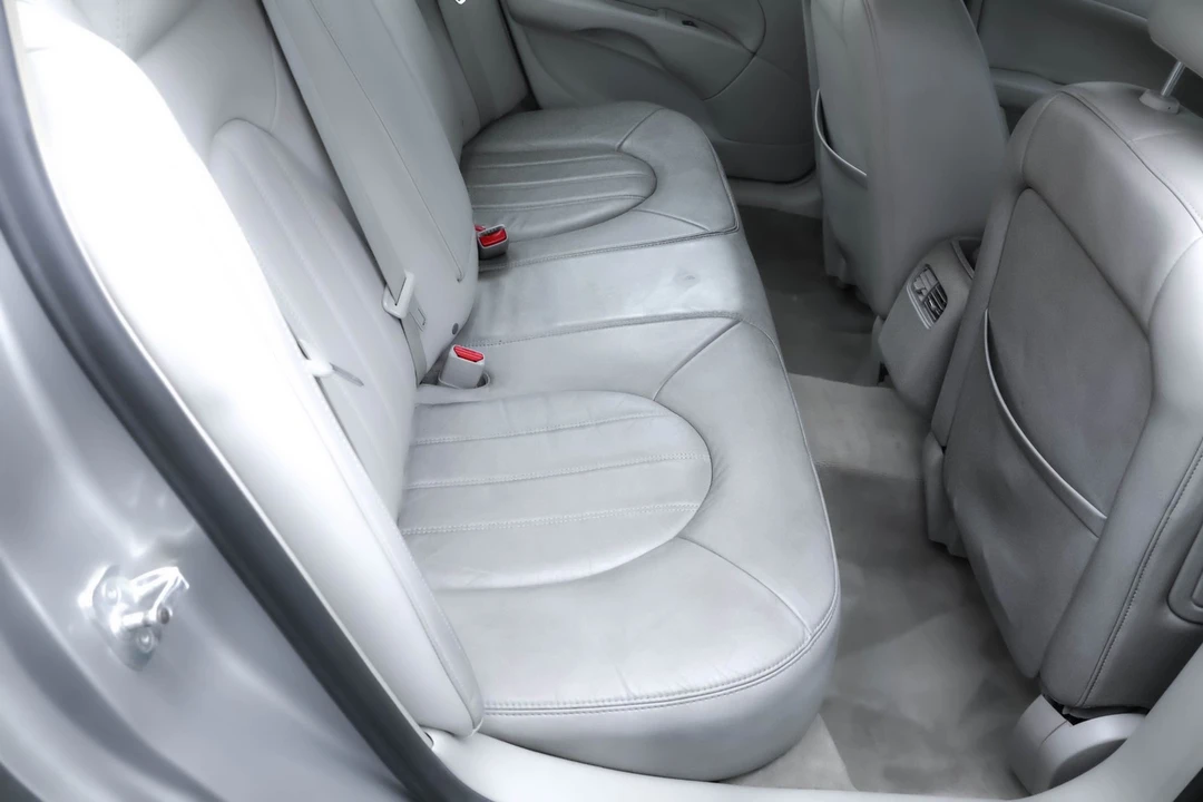 2007 Buick Lucerne - Image 10 of 12