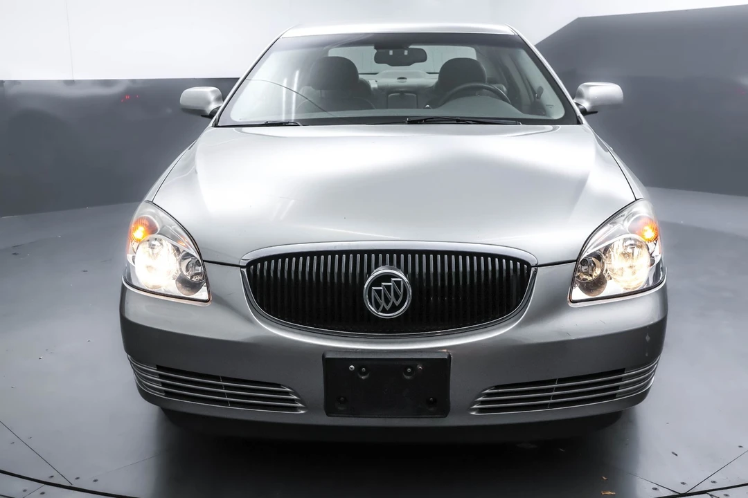 2007 Buick Lucerne - Image 2 of 12