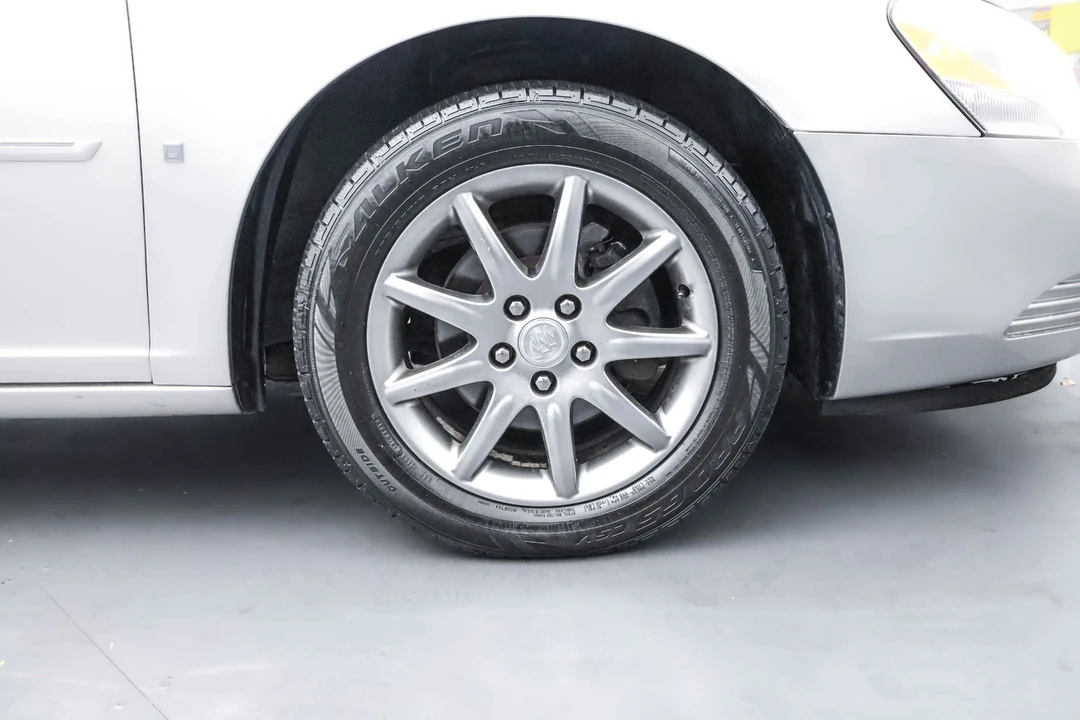 2007 Buick Lucerne - Image 3 of 12