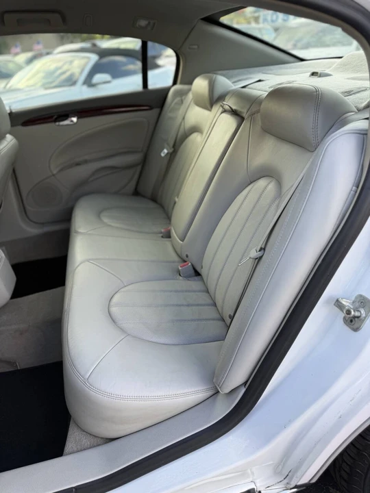 2007 Buick Lucerne - Image 15 of 21